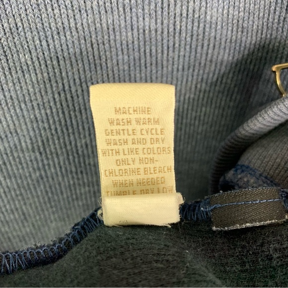 Banana Republic 1/4 Zip - Picture 10 of 10